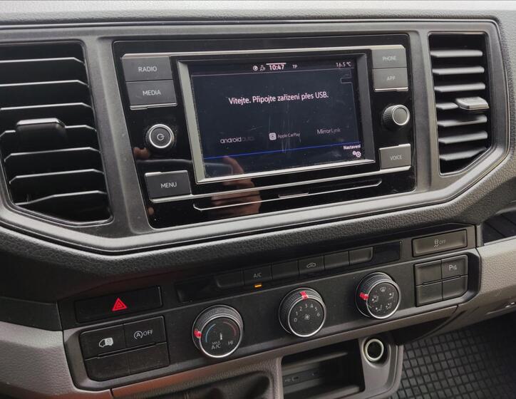 Volkswagen Crafter 9