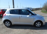 Suzuki Swift Hatchback 1,3 l 67 kw