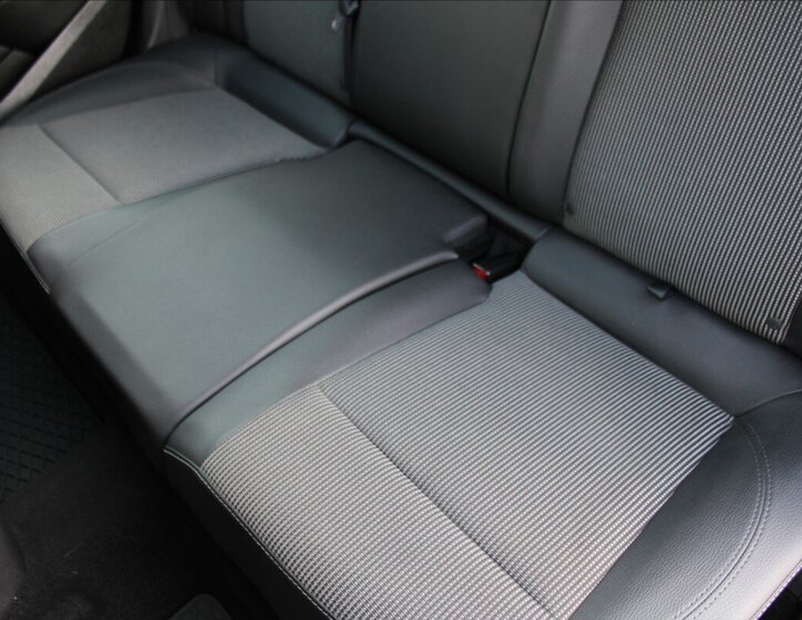 Opel Astra Kombi 2,0 l 121 kw