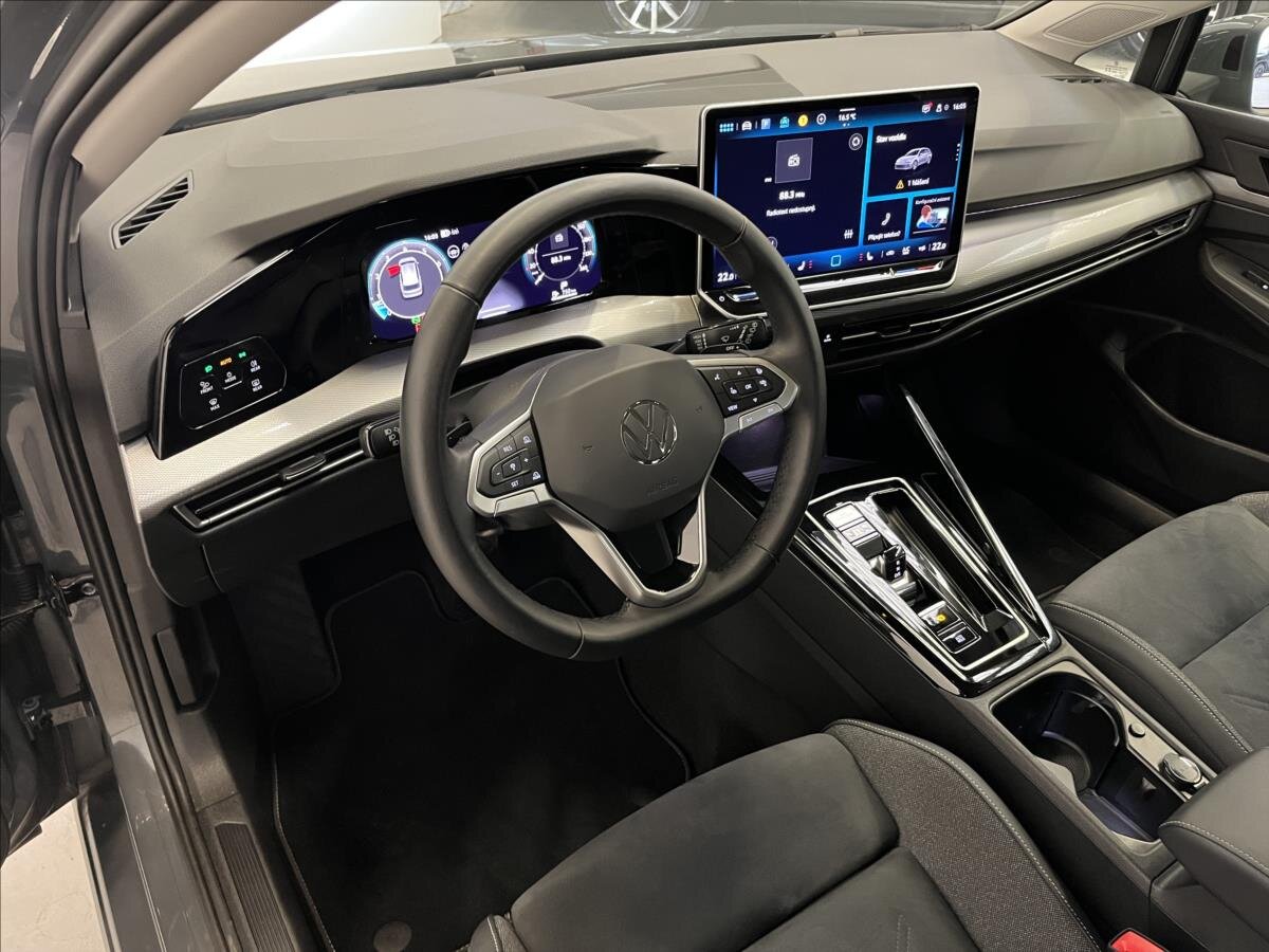 Volkswagen Golf Kombi 1,5 l 110 kw