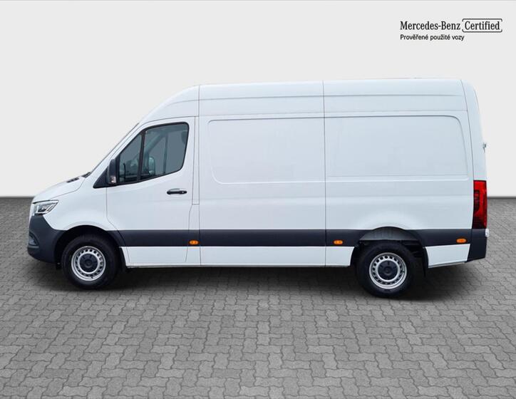 Mercedes-Benz Sprinter 2