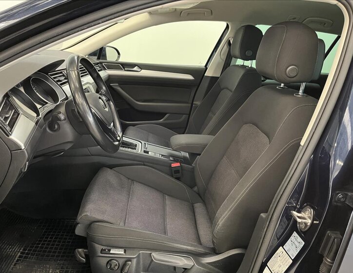 Volkswagen Passat Kombi 2,0 l 140 kw