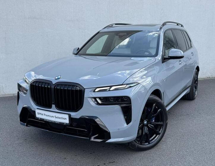BMW X7 1