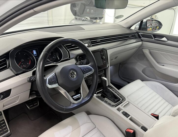 Volkswagen Passat Kombi 2,0 l 140 kw