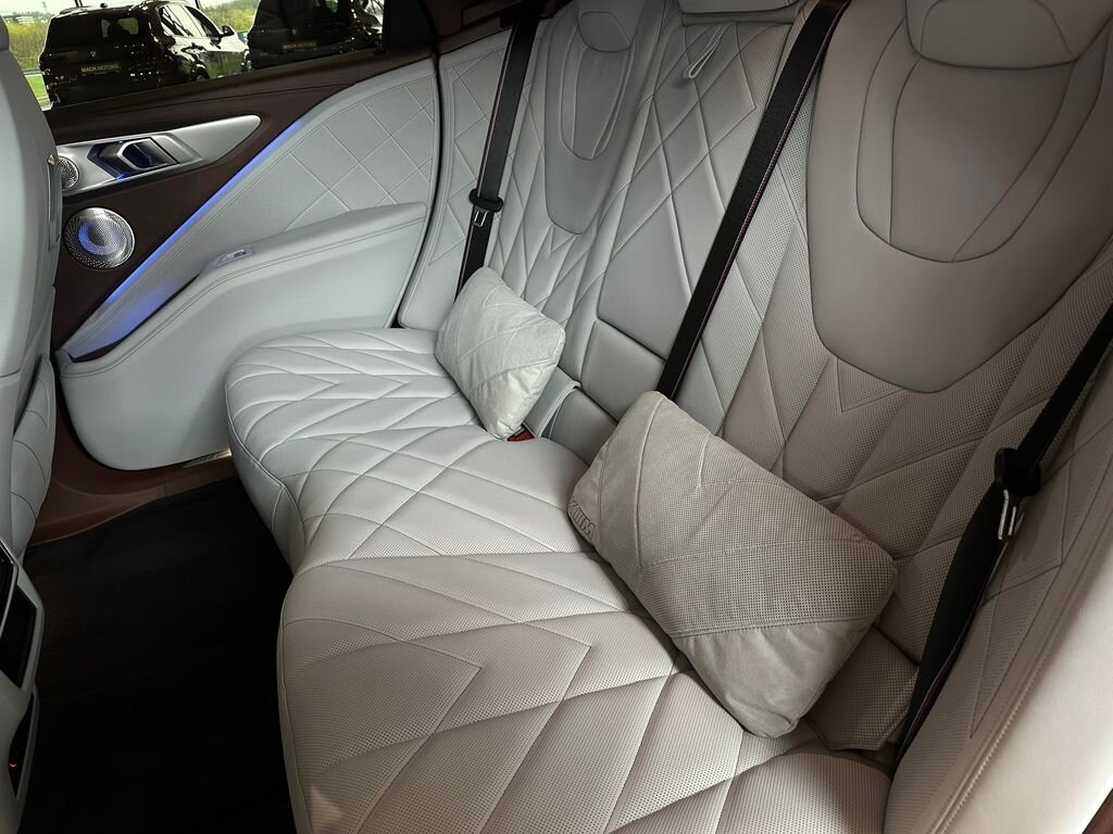 BMW XM SUV / Terénní 4,4 l 480 kw