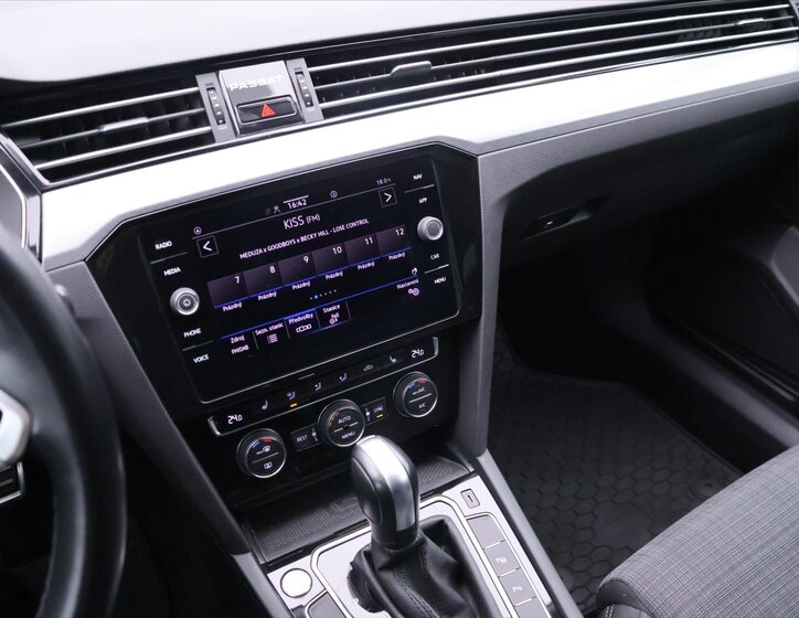 Volkswagen Passat Kombi 1,5 l 373 kw