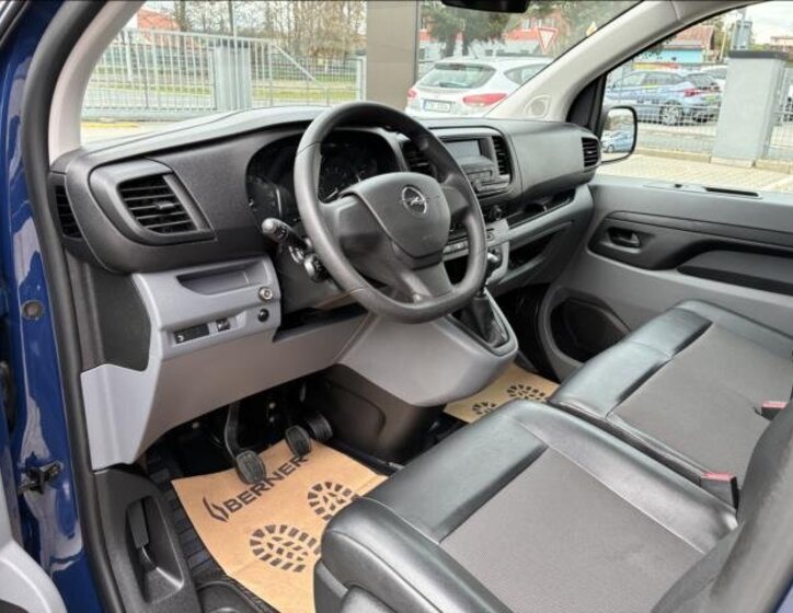 Opel Vivaro Skříň 2,0 l 90 kw