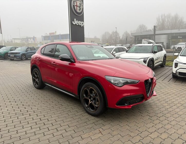Alfa Romeo Stelvio 1
