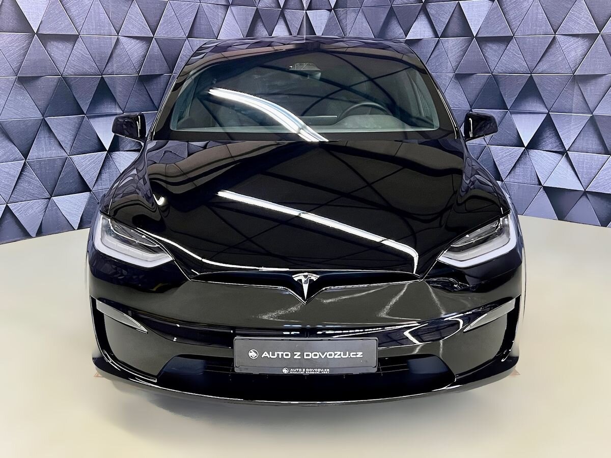 Tesla Model X SUV / Terénní 0,0 493 kw