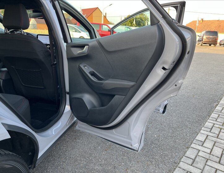 Ford Puma Hatchback 999,0 92 kw