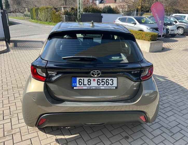 Toyota Yaris Hatchback 1,5 l 68 kw