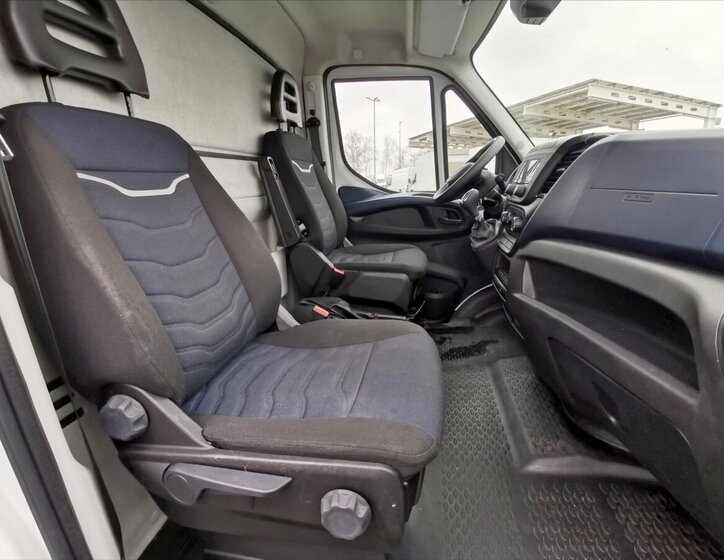 Iveco Daily Skříň 2,3 l 100 kw