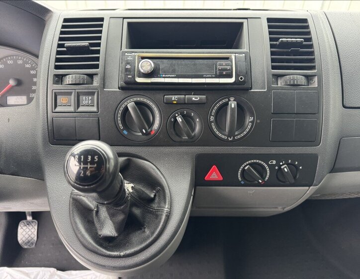 Volkswagen Transporter Kombi 1,9 l 90 kw