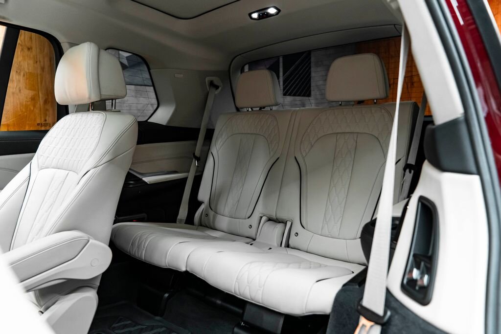 BMW X7 SUV / Terénní 3,0 l 280 kw