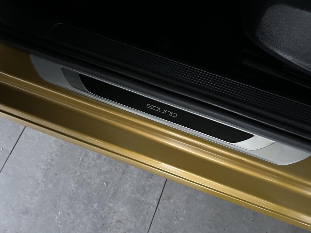 Volkswagen Golf Kombi 999,0 81 kw