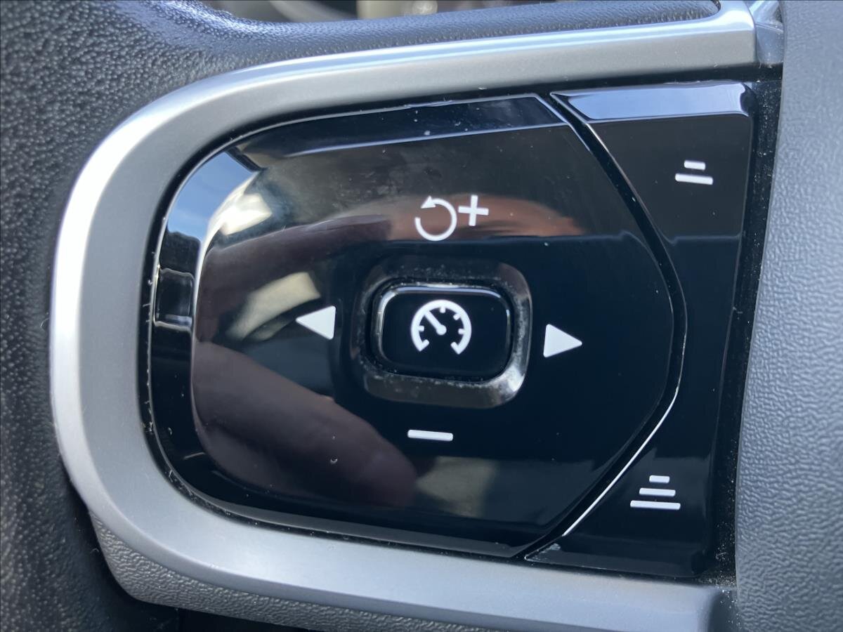 Volvo V60 Kombi 2,0 l 140 kw