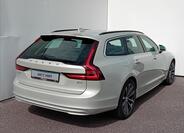 Volvo V90 2