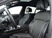 BMW Řada 7 18