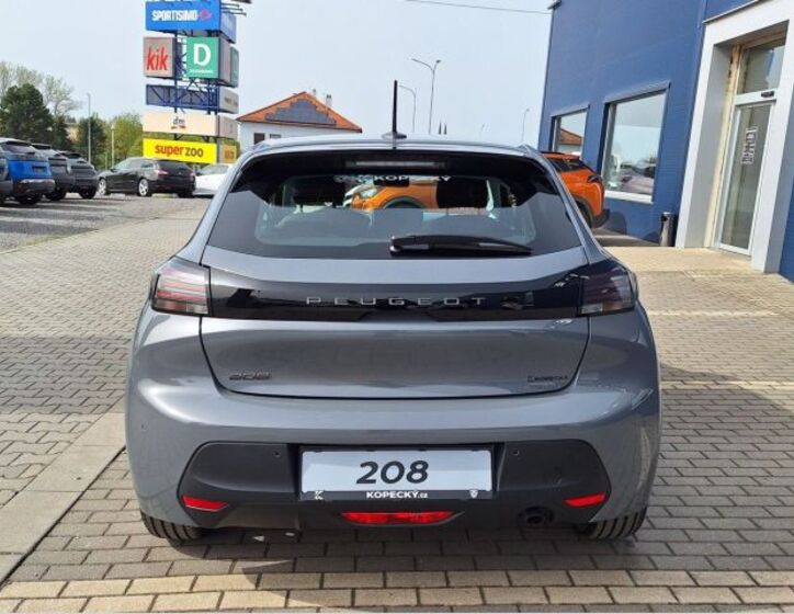 Peugeot 208 4