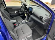 Toyota Yaris Cross 17