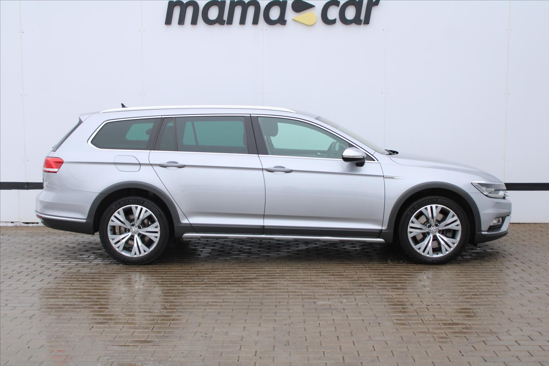 Volkswagen Passat Kombi 2,0 l 176 kw