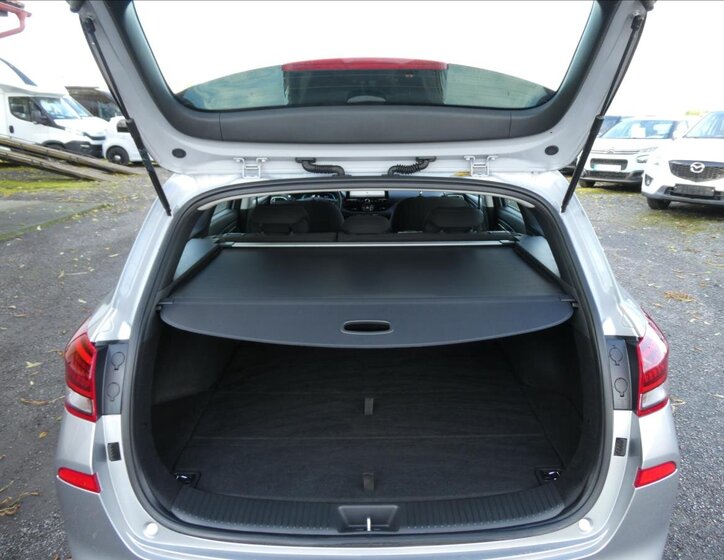 Hyundai i30 Kombi 1,5 l 103 kw