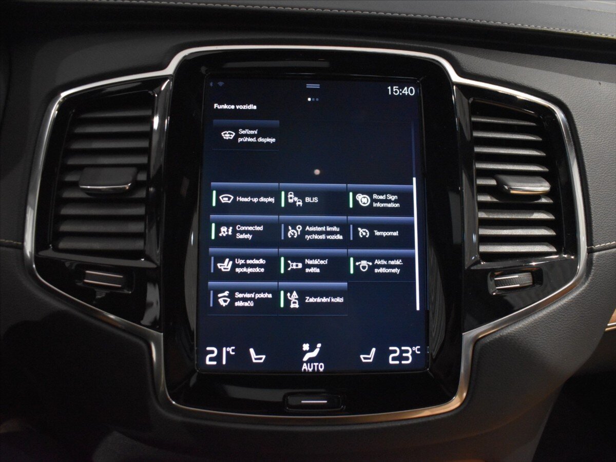 Volvo XC90 SUV / Terénní 2,0 l 177 kw