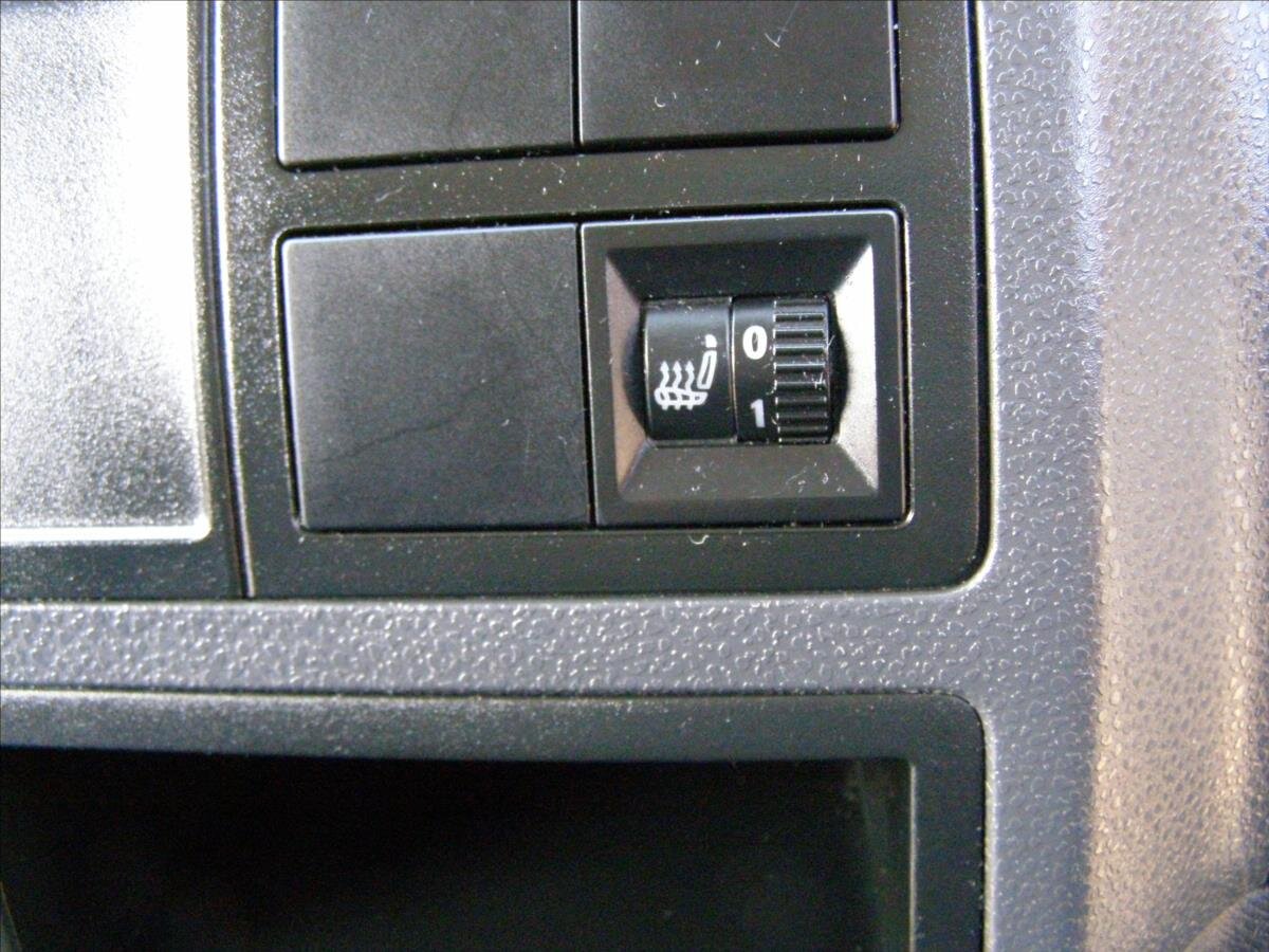 Volkswagen Caravelle Ostatní 2,5 l 128 kw