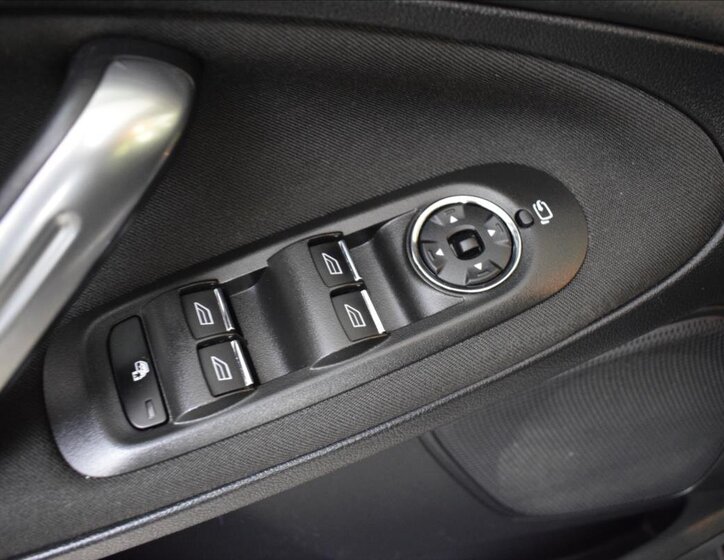 Ford S-MAX MPV 1,6 l 118 kw