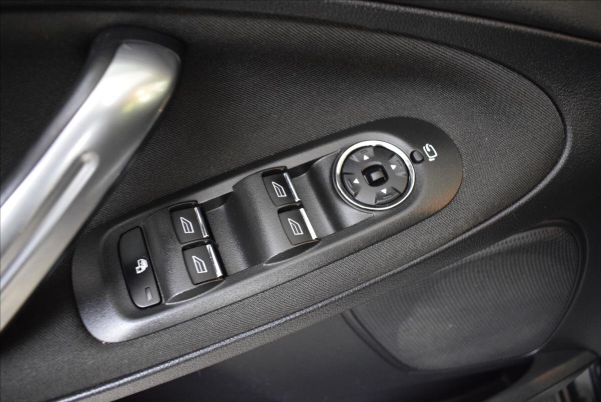 Ford S-MAX MPV 1,6 l 118 kw