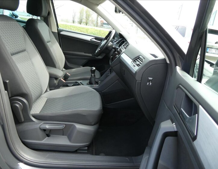 Volkswagen Tiguan SUV / Terénní 2,0 l 110 kw