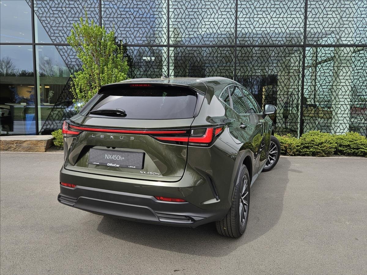Lexus NX 450h plus SUV / Terénní 2,5 l 227 kw