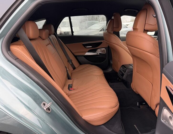 Mercedes-Benz Třídy E Kombi 2,0 l 145 kw