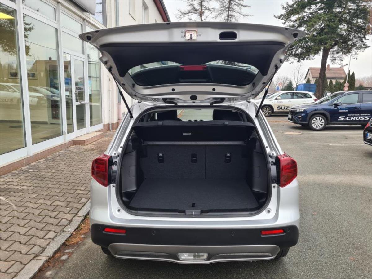 Suzuki Vitara Hatchback 1,4 l 81 kw