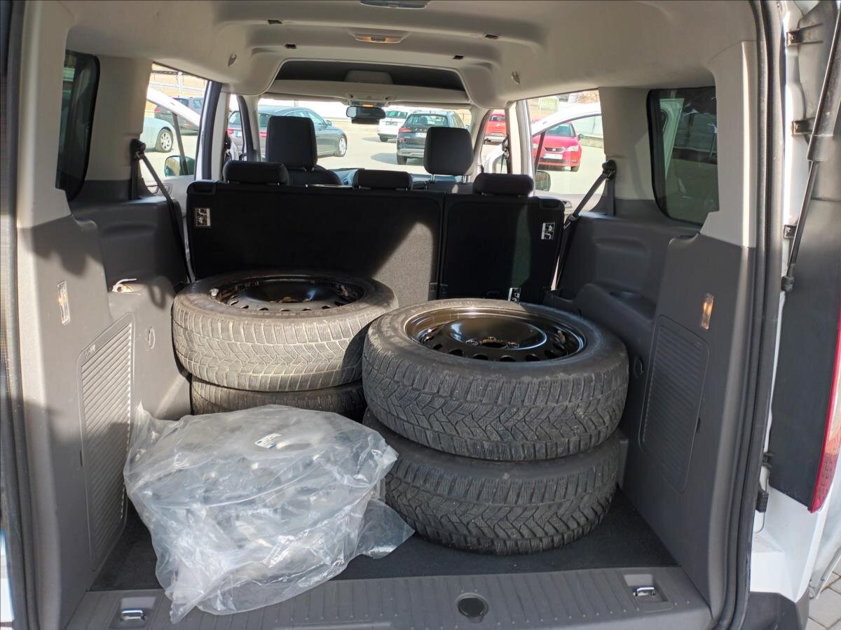 Ford Tourneo Connect Kombi 1,5 l 88 kw