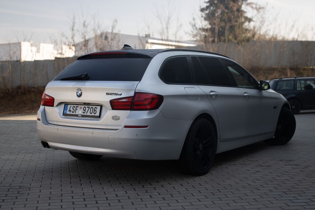 BMW Řada 5 Kombi 2,0 l 160 kw