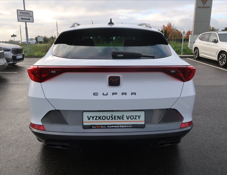 Cupra Formentor SUV / Terénní 2,0 l 140 kw