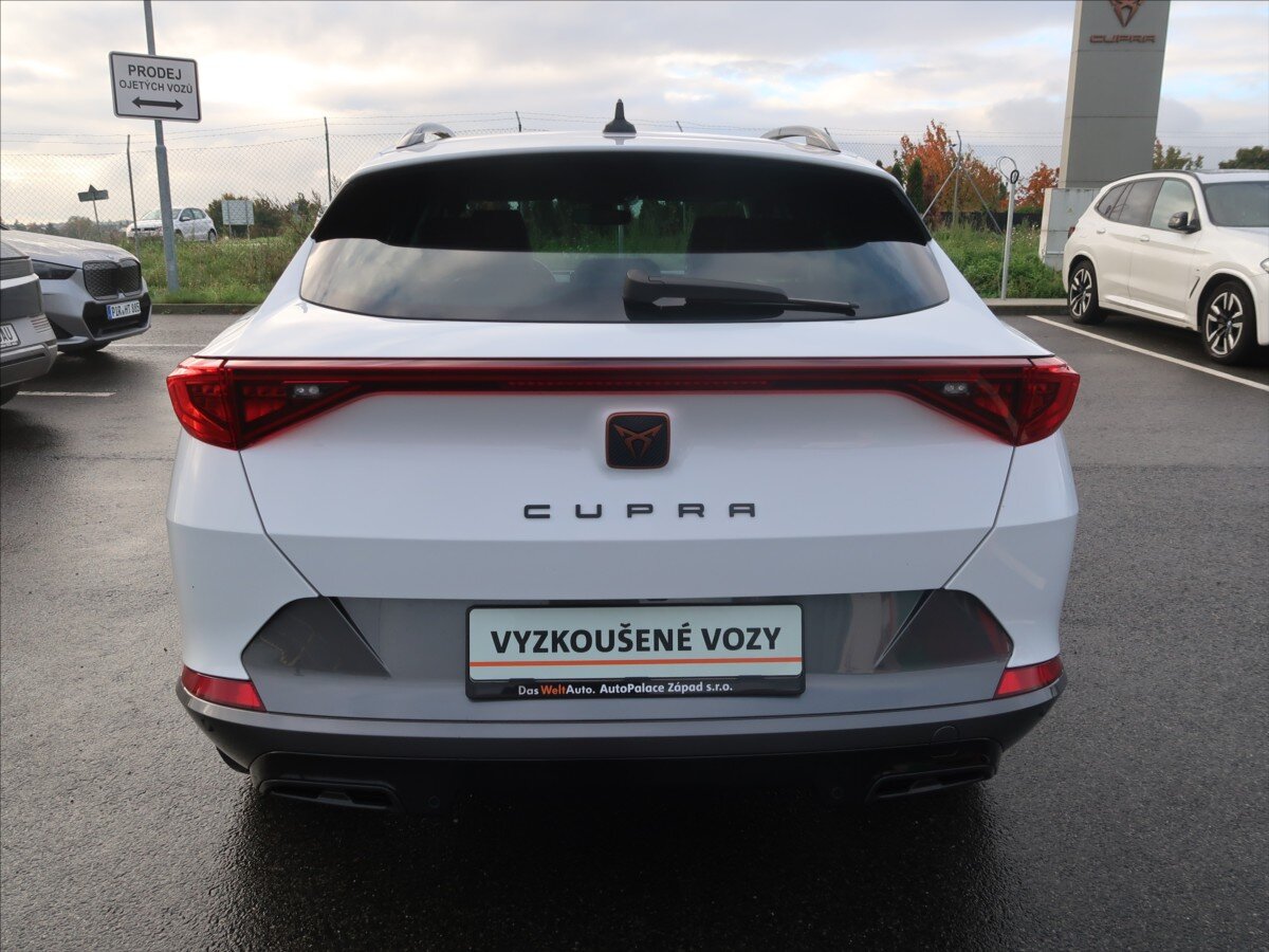 Cupra Formentor SUV / Terénní 2,0 l 140 kw