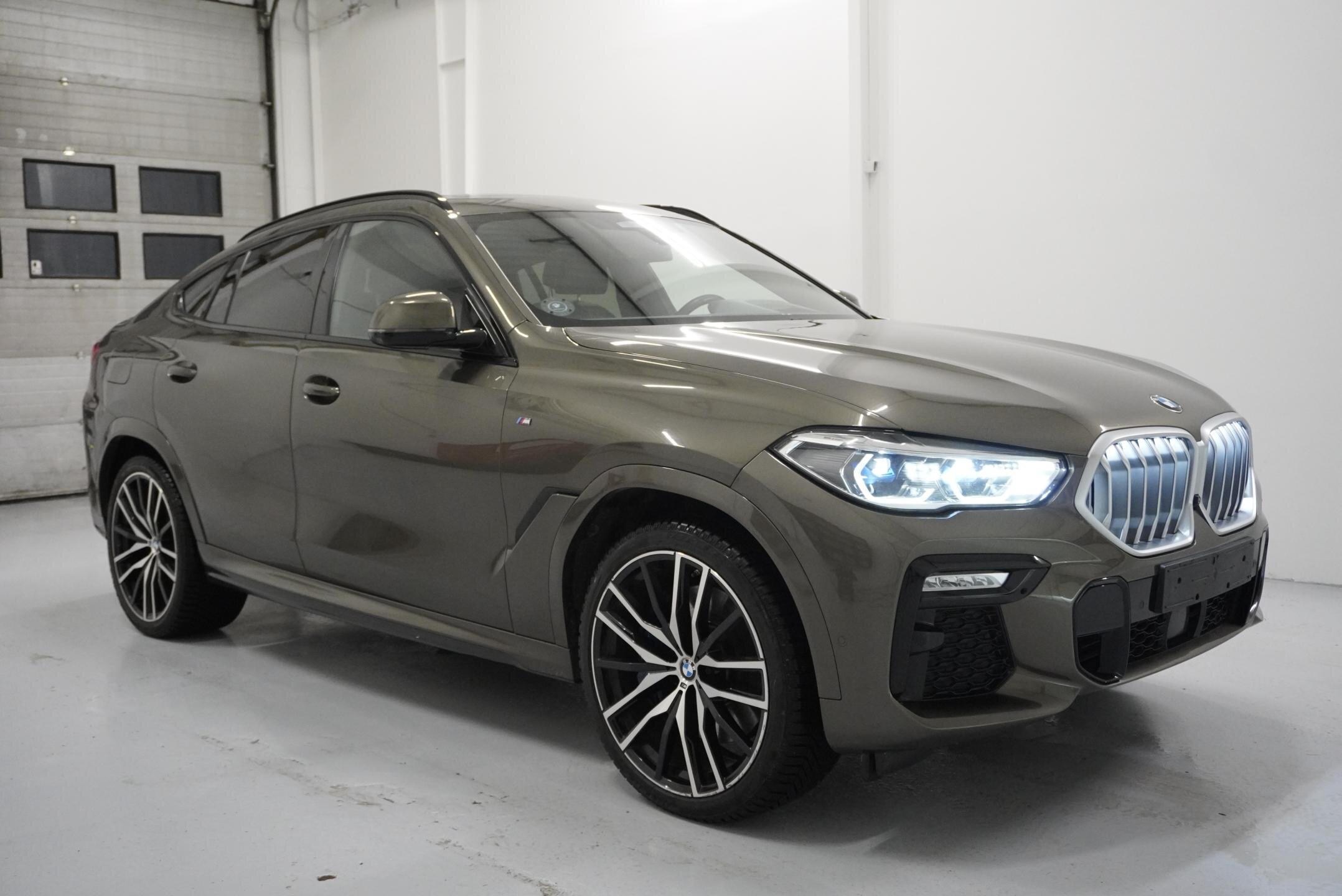 BMW X6 SUV 3,0 l 250 kw