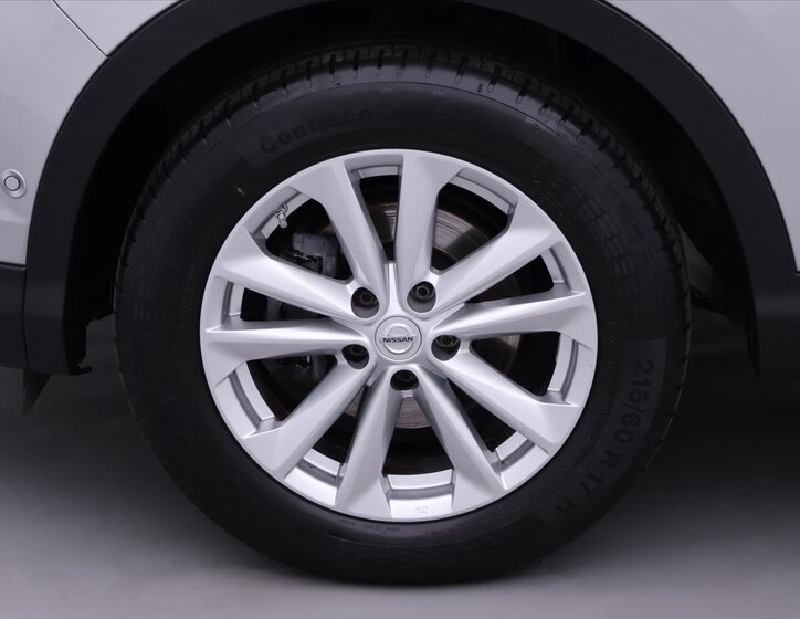 Nissan Qashqai SUV / Terénní 1,2 l 85 kw