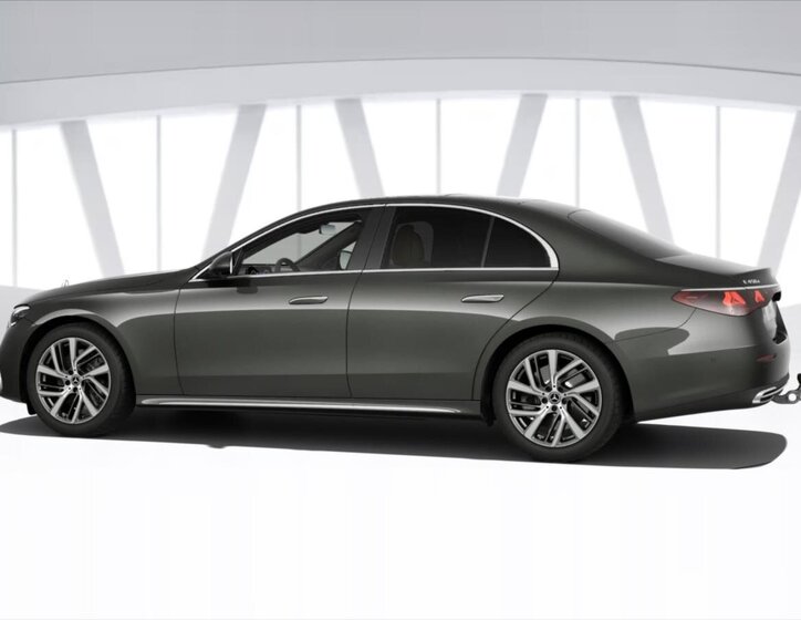 Mercedes-Benz Třídy E Sedan / Limuzína 3,0 l 270 kw