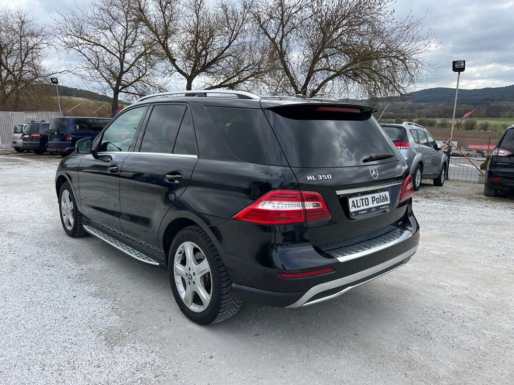 Mercedes-Benz Třídy M SUV / Terénní 3,0 l 190 kw