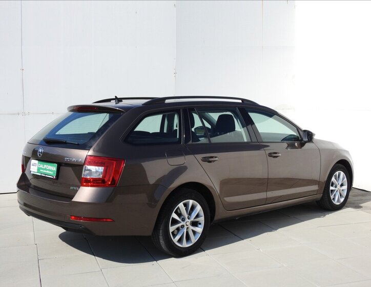 Škoda Octavia Kombi 1,5 l 96 kw