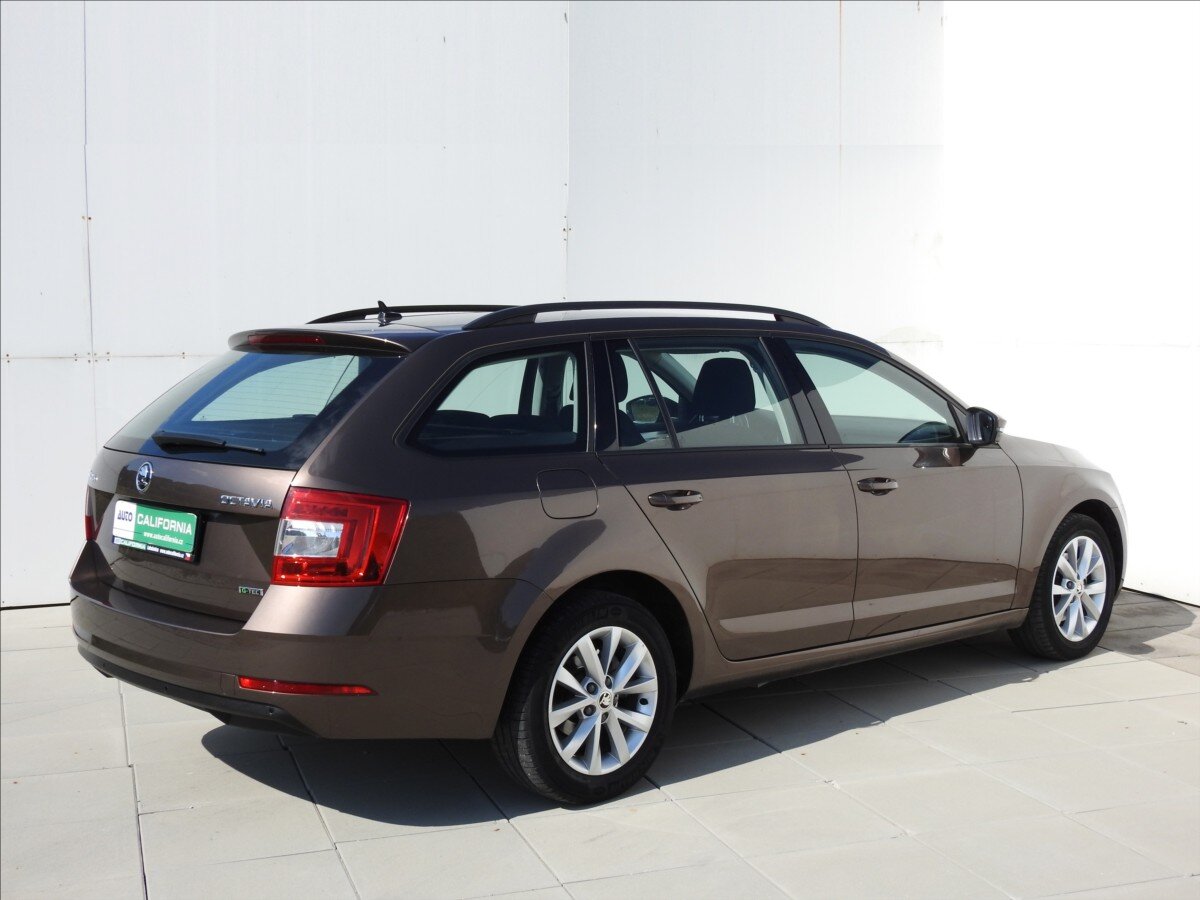 Škoda Octavia Kombi 1,5 l 96 kw