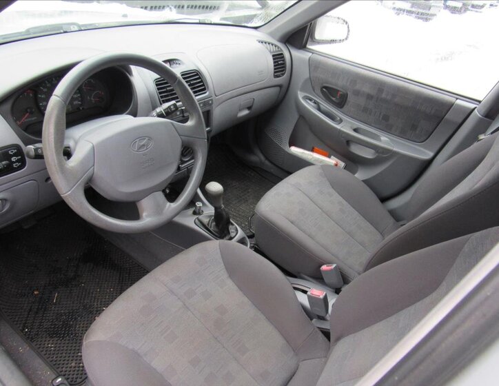 Hyundai Accent Liftback 1,3 l 63 kw