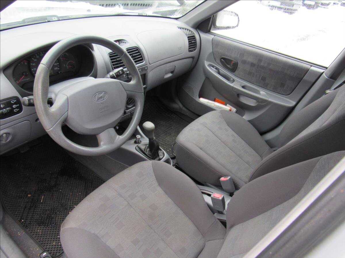 Hyundai Accent Liftback 1,3 l 63 kw