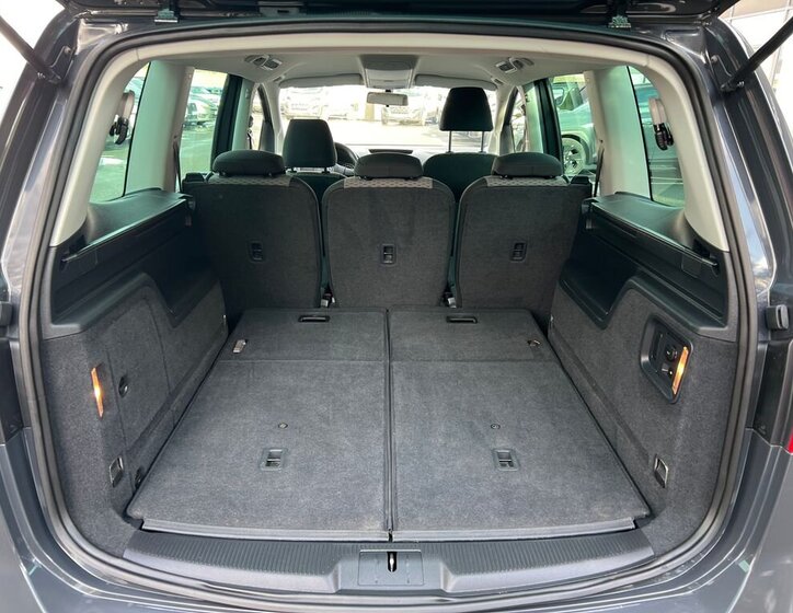 Volkswagen Sharan MPV 2,0 l 103 kw