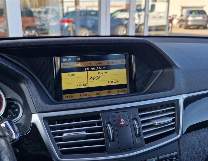 Mercedes-Benz Třídy E Sedan / Limuzína 3,0 l 195 kw