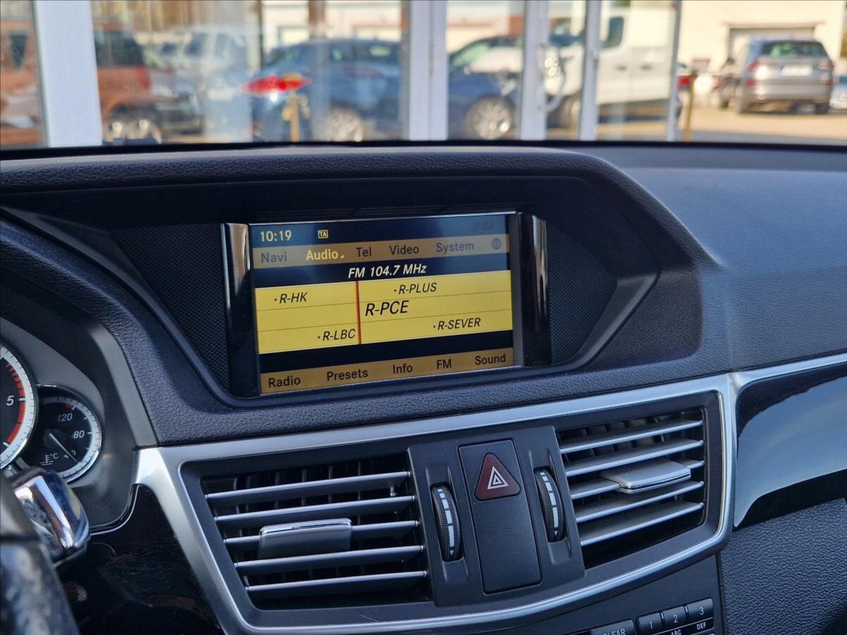 Mercedes-Benz Třídy E Sedan / Limuzína 3,0 l 195 kw