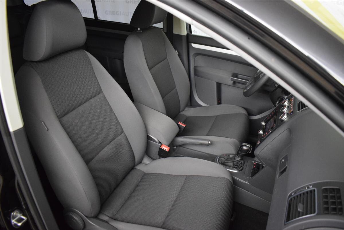 Volkswagen Touran MPV 1,6 l 77 kw